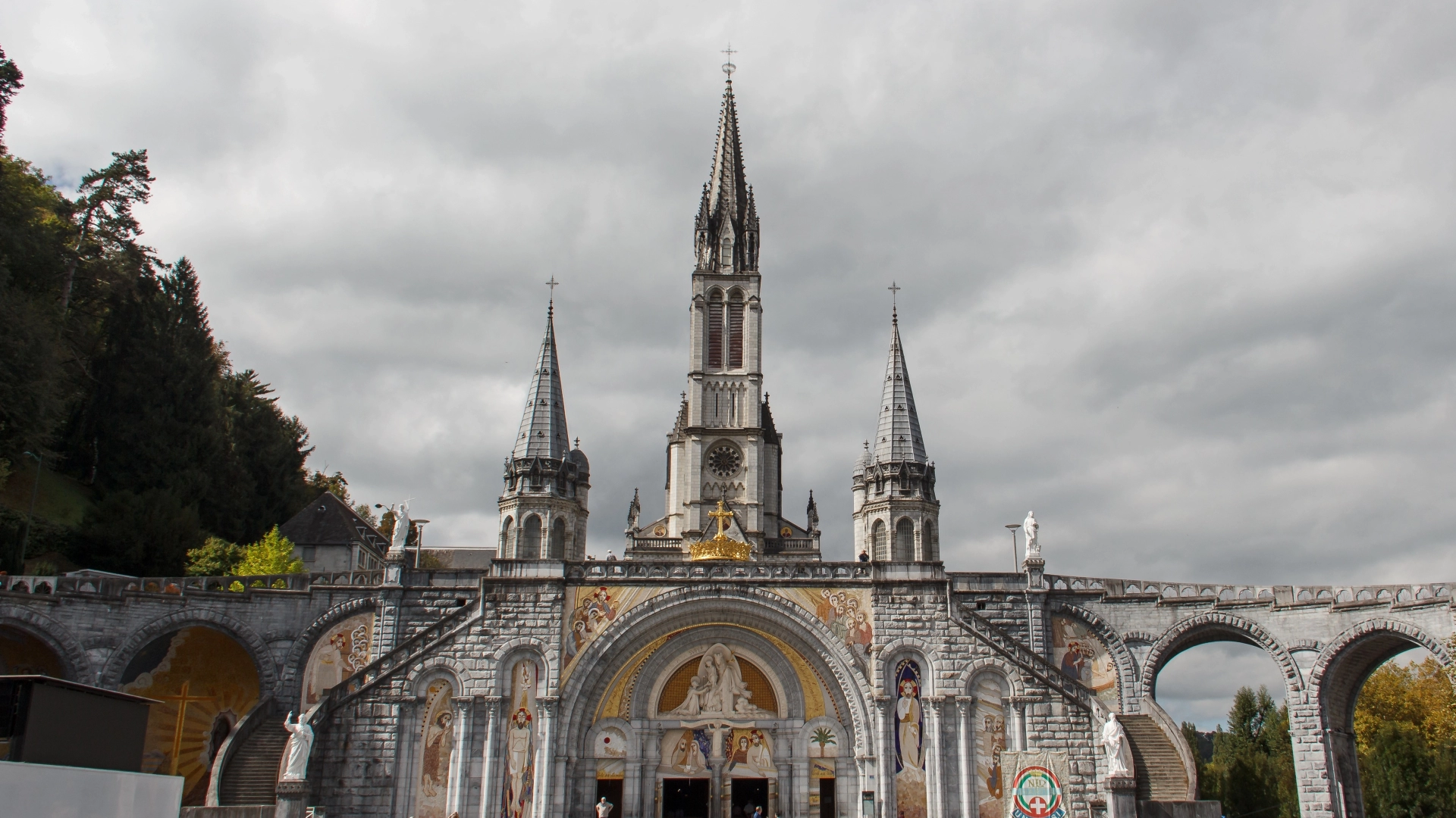 Le sanctuaire de Lourdes